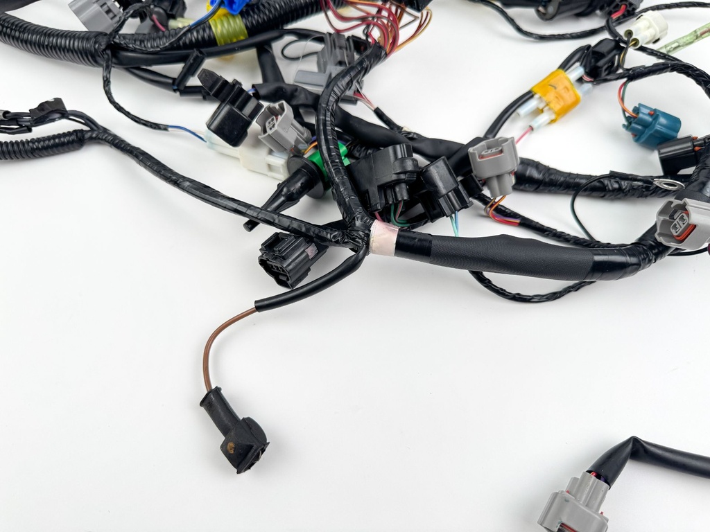 2013 Yamaha 250 HP 4 Stroke Outboard Engine Wire Harness 6CB-82590-02-00 OEM