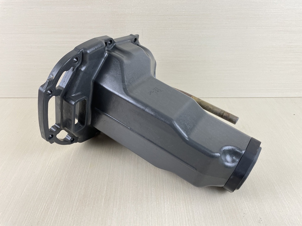 2006 Yamaha 250HP 4 Stroke Outboard Exhaust Muffler 69J-14711-10-5B