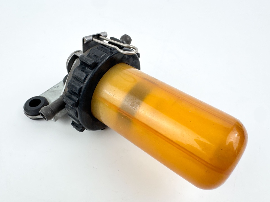 2004 Yamaha 150 HP 4 Stroke Outboard Fuel Filter Assembly 65L-24560-00-00 OEM