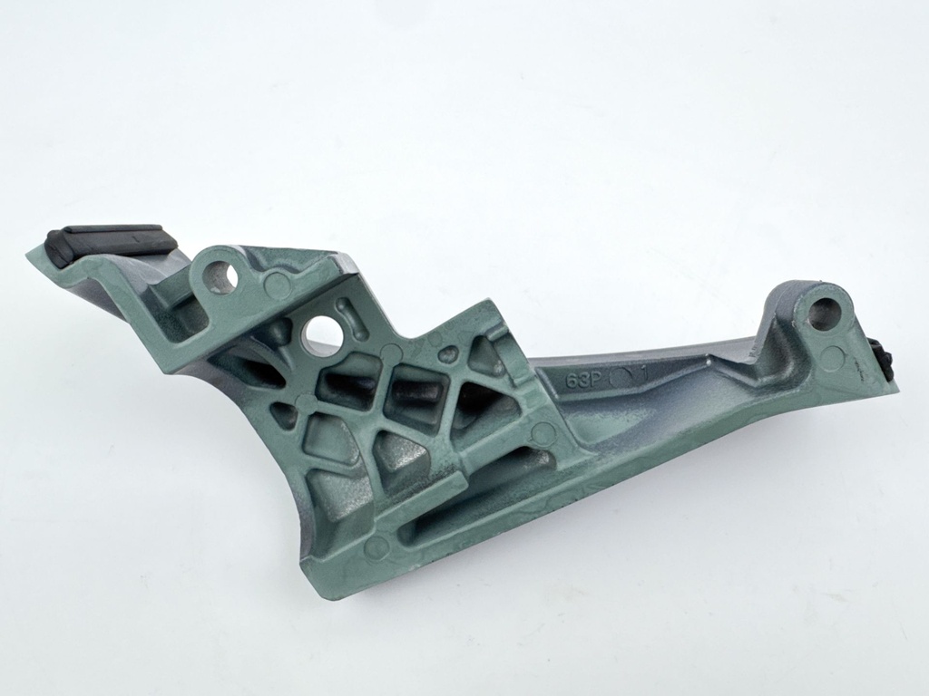 2004 Yamaha 150 HP 4 Stroke Outboard Cable Cover Plate 63P-42738-00-5B OEM