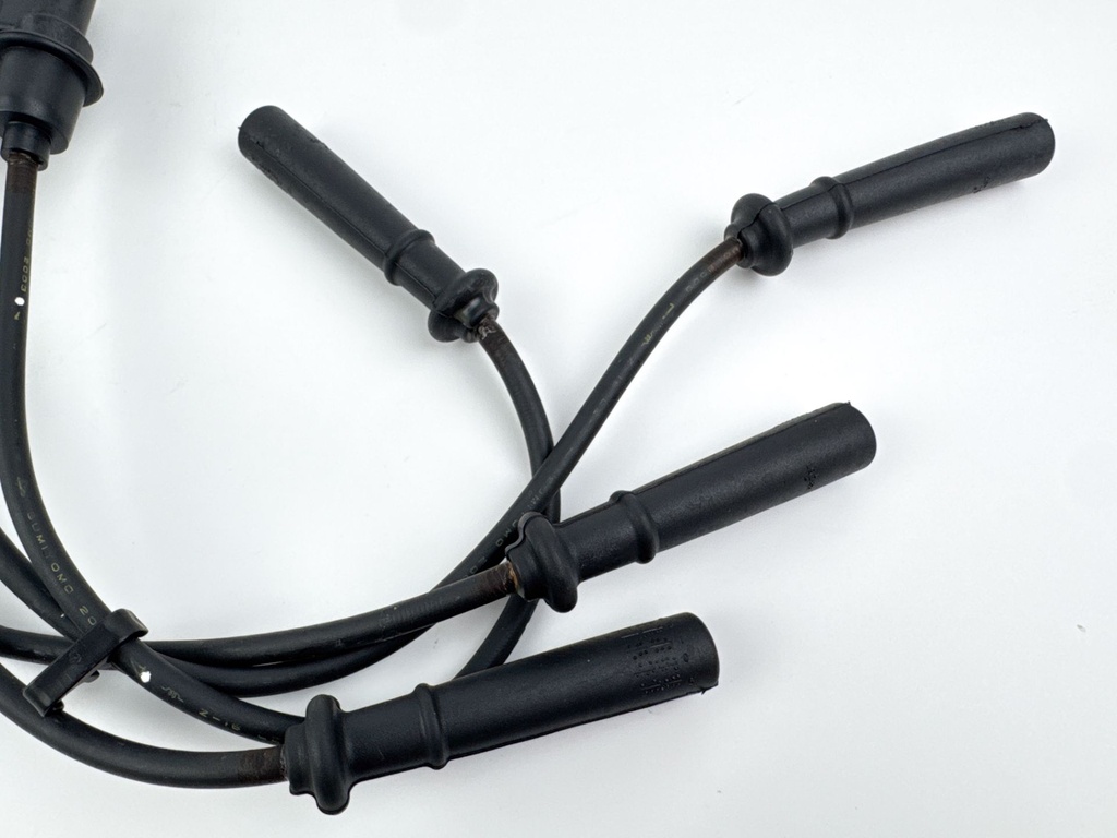 2004 Yamaha 150 HP 4 Stroke Outboard Ignition Coil Set 63P-82310-00-00 OEM