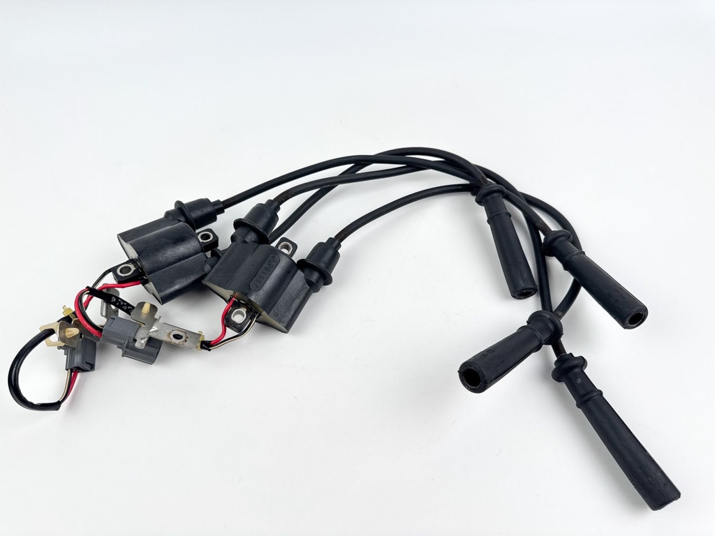 2004 Yamaha 150 HP 4 Stroke Outboard Ignition Coil Set 63P-82310-00-00 OEM