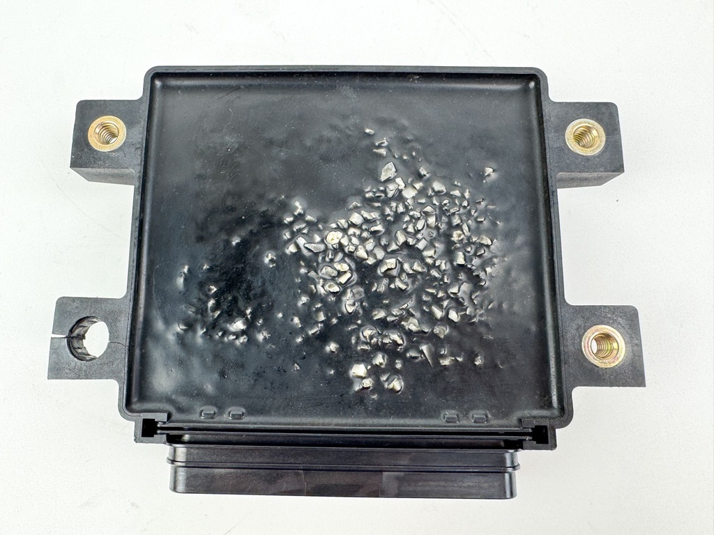 2004 Yamaha 150 HP 4 Stroke ECU Engine Control Unit 63P-8591A-10-00 37 Hours