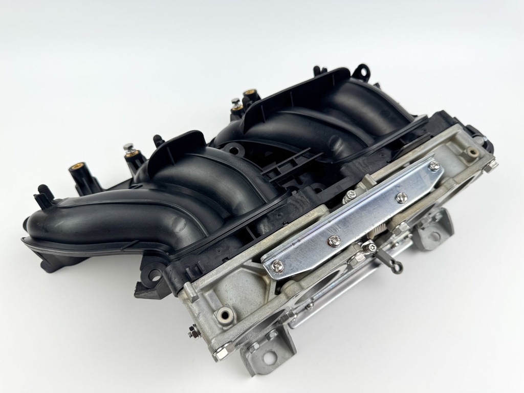 2004 Yamaha 150 HP 4 Stroke Outboard Intake Manifold & Throttle Body 63P-14200-00-00 OEM