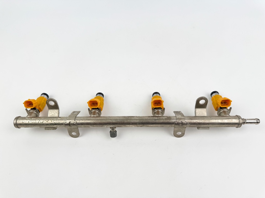 2004 Yamaha 150 HP 4 Stroke Outboard Fuel Injector Set W/ Rail 63P-13761-00-00 OEM