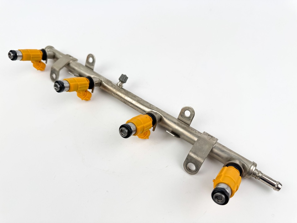 2004 Yamaha 150 HP 4 Stroke Outboard Fuel Injector Set W/ Rail 63P-13761-00-00 OEM