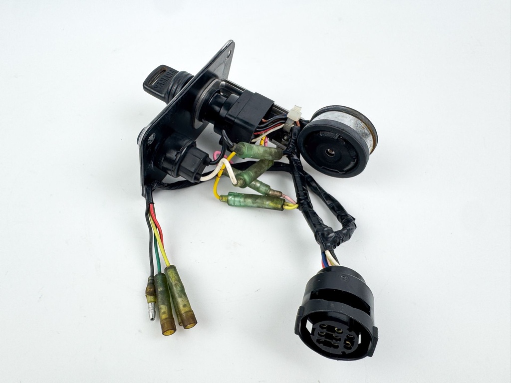Yamaha Single Engine Key Switch With Key Assembly Panel