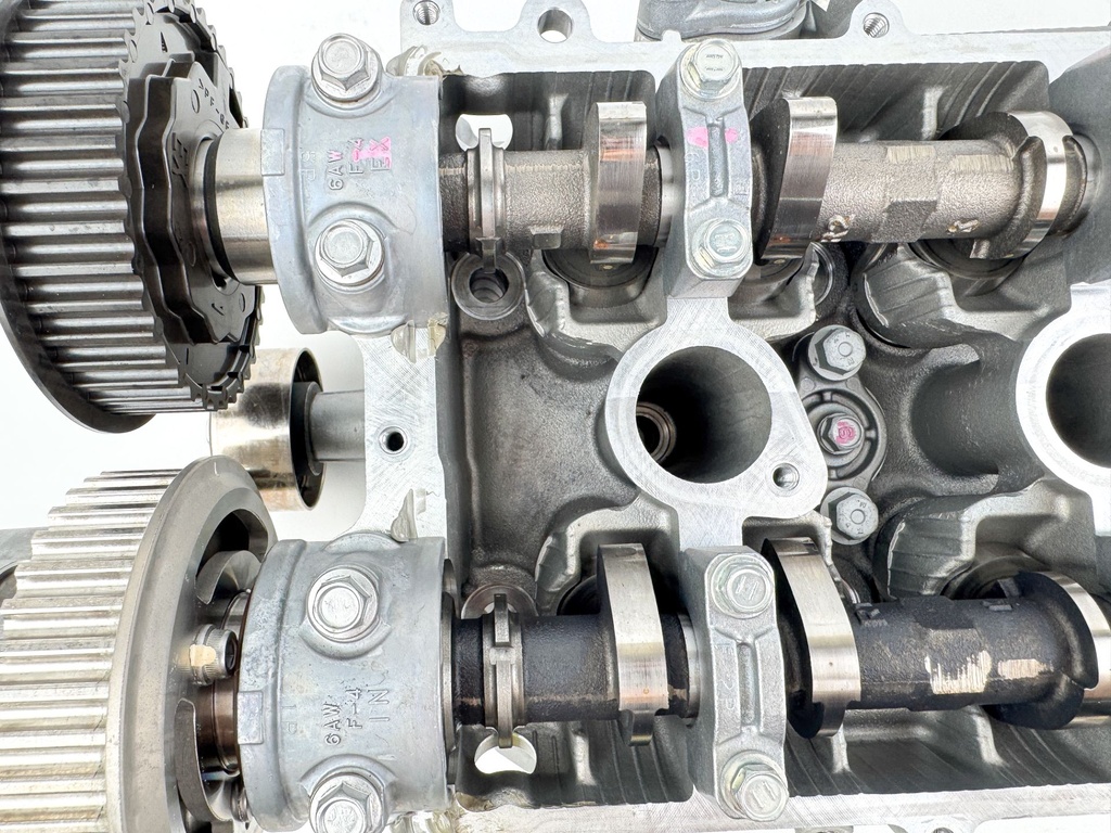 2013 Yamaha 250 HP 4 Stroke Outboard Port Cylinder Head 6CB-W009C-00-00 OEM