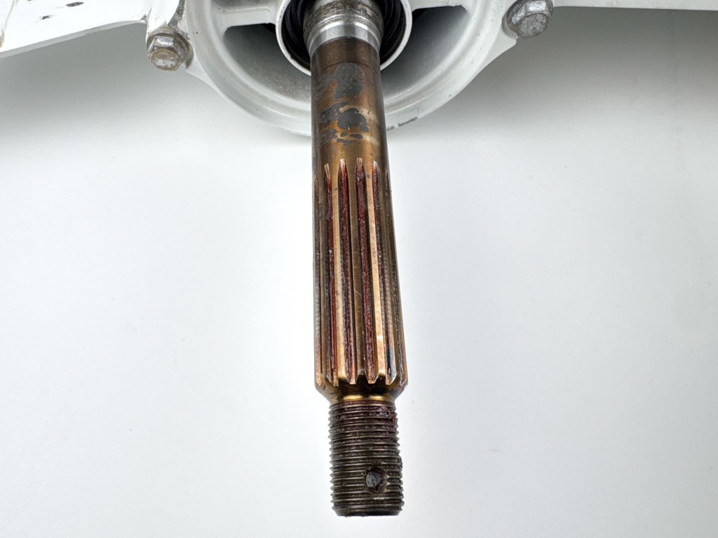 2006 + Suzuki DF 150 175 200A 25" XL Lower Unit Gear Case RH