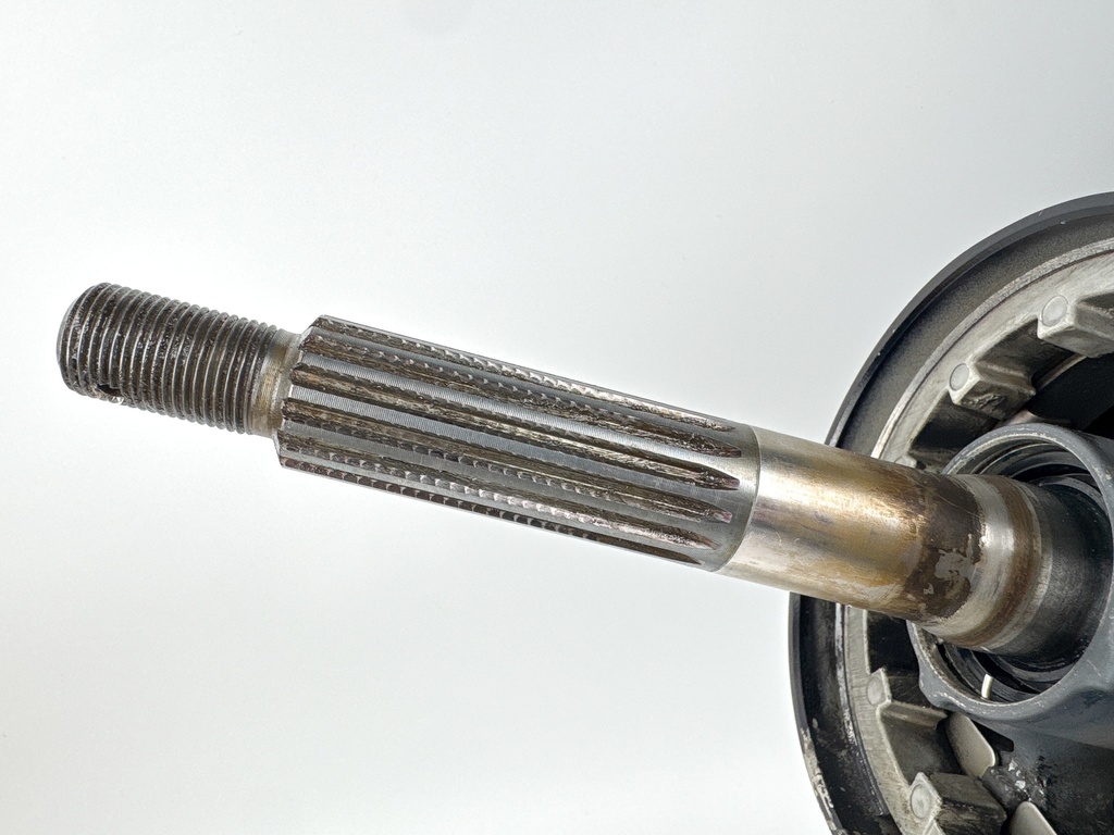 2010+ Yamaha VF 200 225 250 HP SHO VMAX 20" Outboard Lower Unit Gear Case