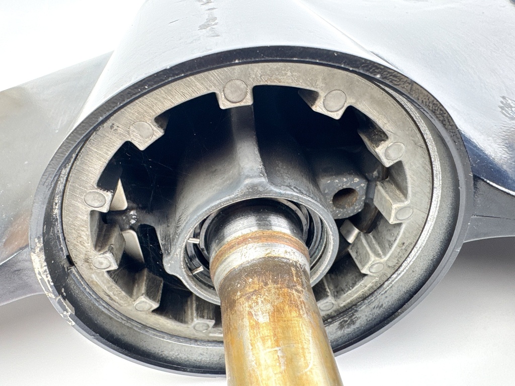 2010+ Yamaha VF 200 225 250 HP SHO VMAX 20" Outboard Lower Unit Gear Case