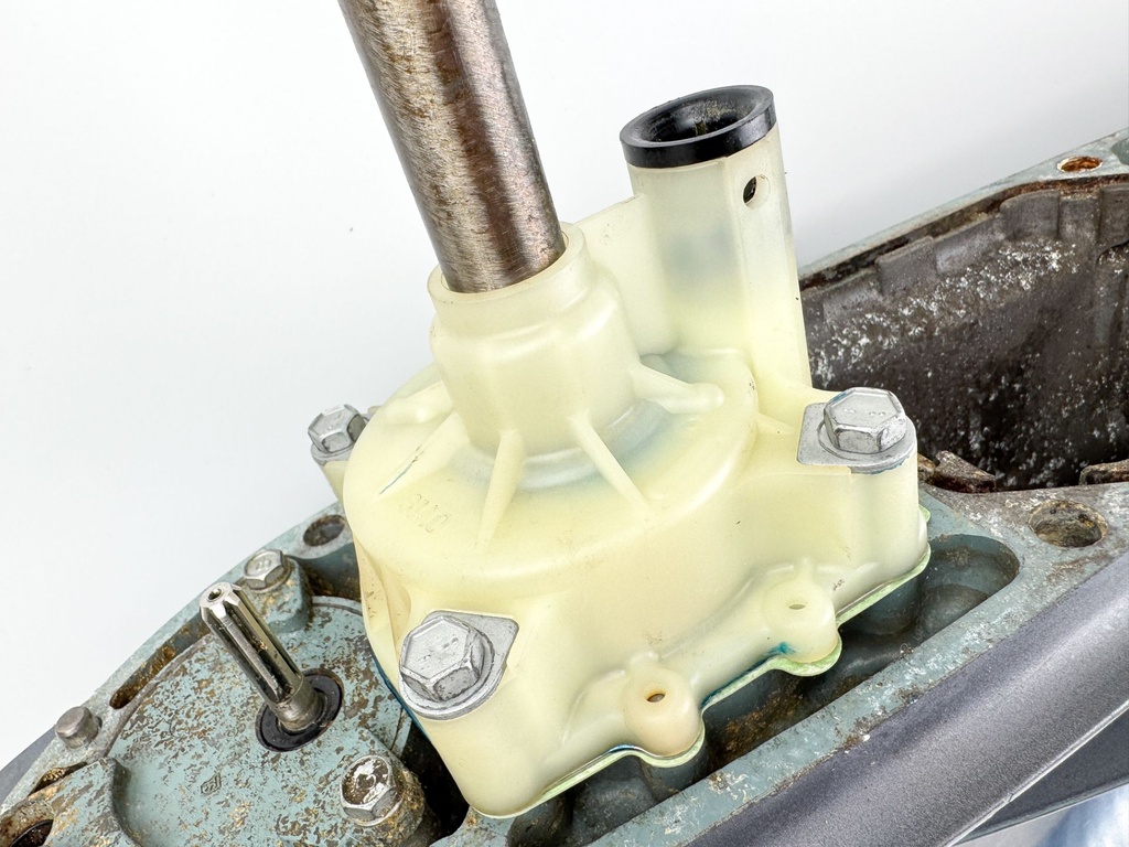 Yamaha 250 225 HP 2 Stroke Outboard 25" XL Lower Unit Gear Case 1990-2005