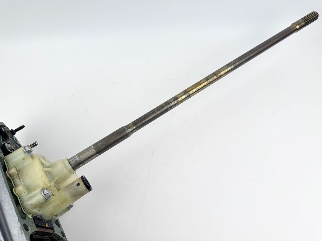 1996-2005 Yamaha 150 175 200 HP 2 Stroke 25" XL Lower Unit Gear Case 64E-45300-24-8D