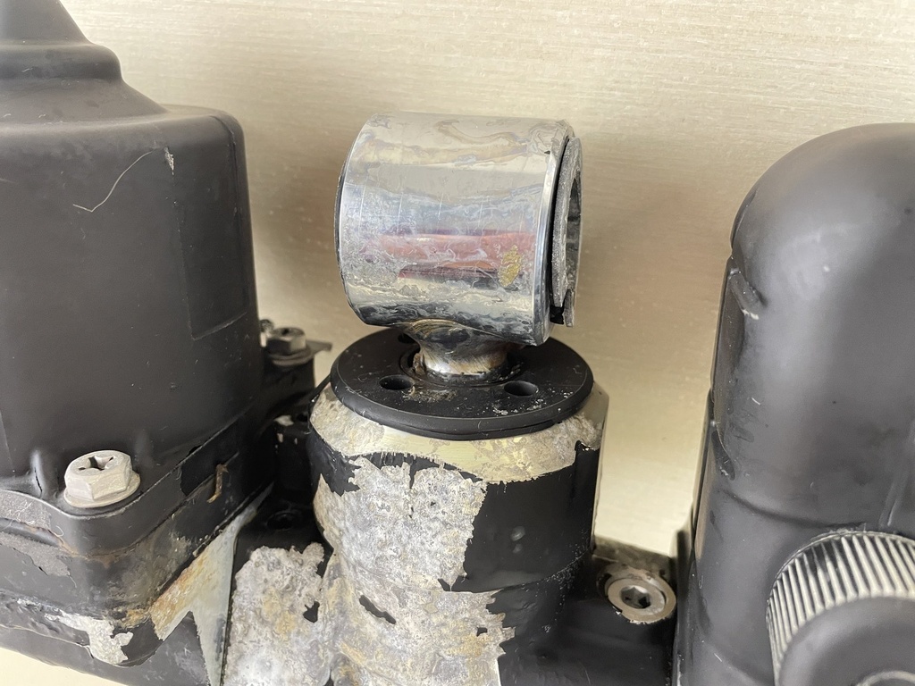 Evinrude Johnson BRP Power Trim & Tilt Unit Assembly 90HP - 300HP