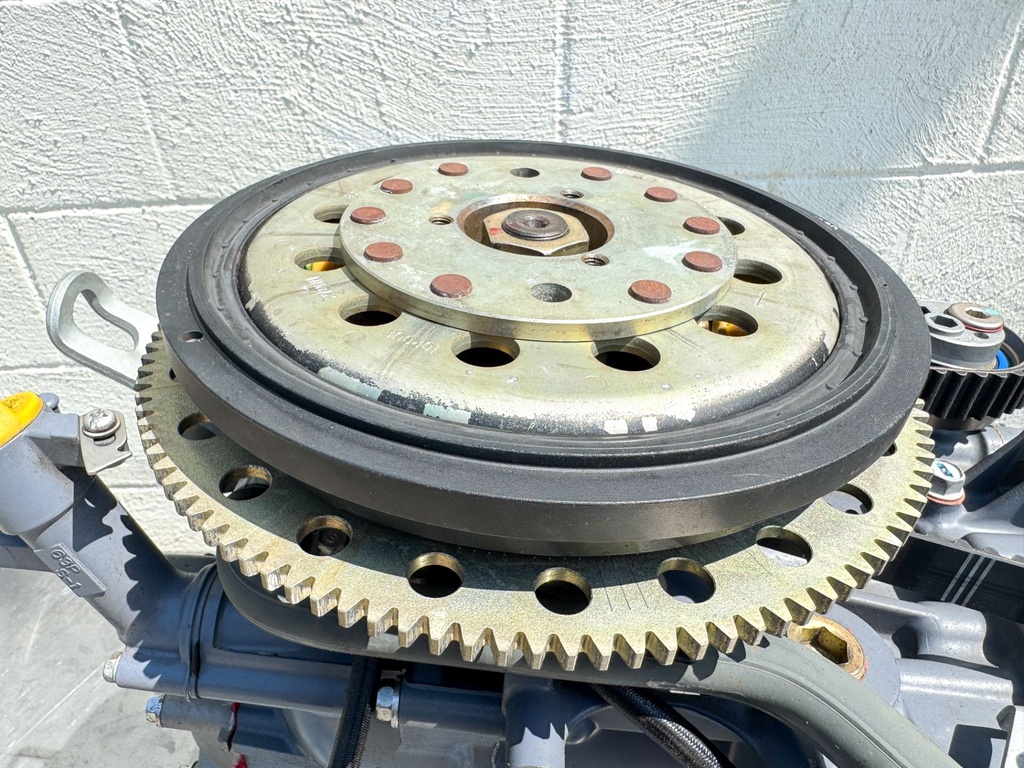 2004 Yamaha 150 HP 4 Stroke Outboard Powerhead 63P-W009B-00-1S OEM