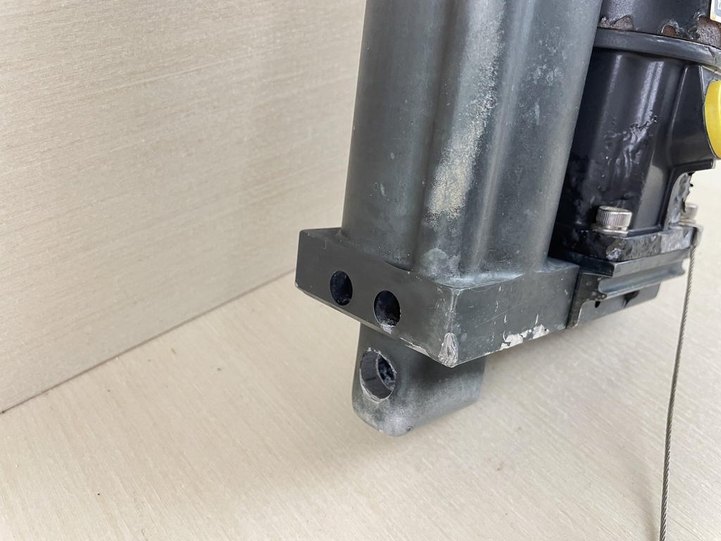 Mercury 90HP Outboard Engine Power Trim & Tilt Unit Assembly 2 Wire 898447T01