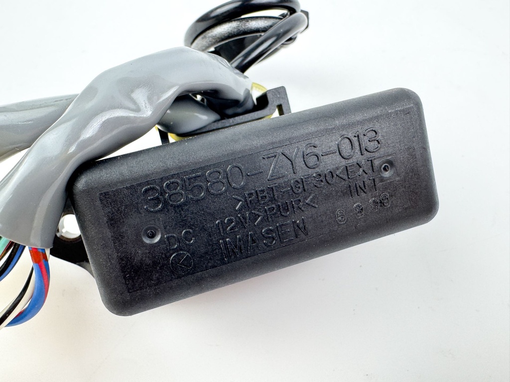 2007 Honda 135 HP 4 Stroke Outboard Main Relay 38580-ZY6-013 OEM