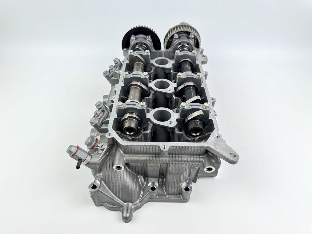 2013 Yamaha 250 HP 4 Stroke Outboard Starboard Cylinder Head 6CB-W009A-00-00 OEM