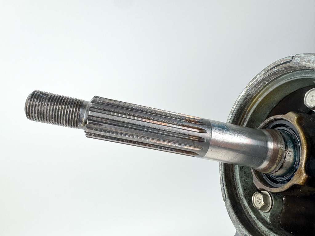 Yamaha 200 225 HP 4 Stroke 30" XXL Lower Unit Gear Case RH Ready To Install