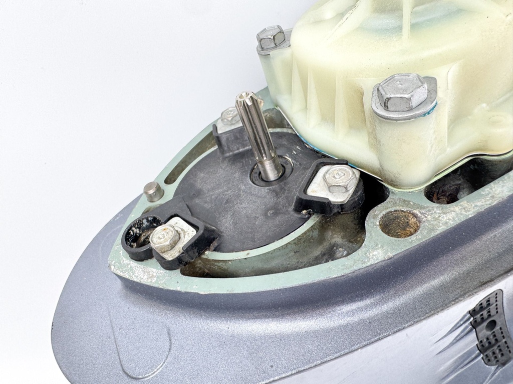 Yamaha 200 225 HP 4 Stroke 30" XXL Lower Unit Gear Case RH Ready To Install