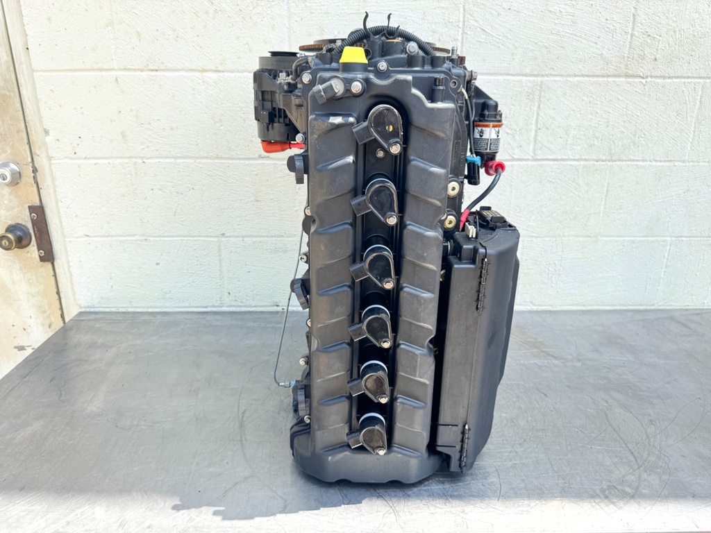 Mercury Verado 200 225 250 275 HP Powerhead Crankcase Assembly 895247A06