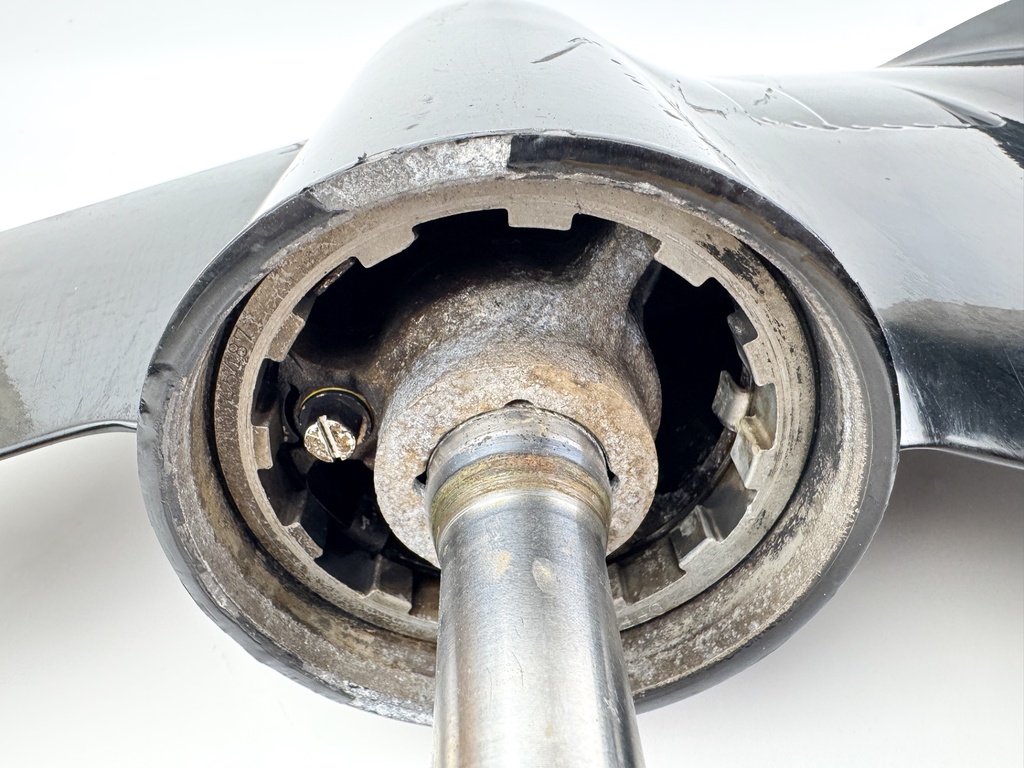 Mercury Verado 200 225 250 275 HP L6 25" XL Lower Unit Gear Case Counter LH