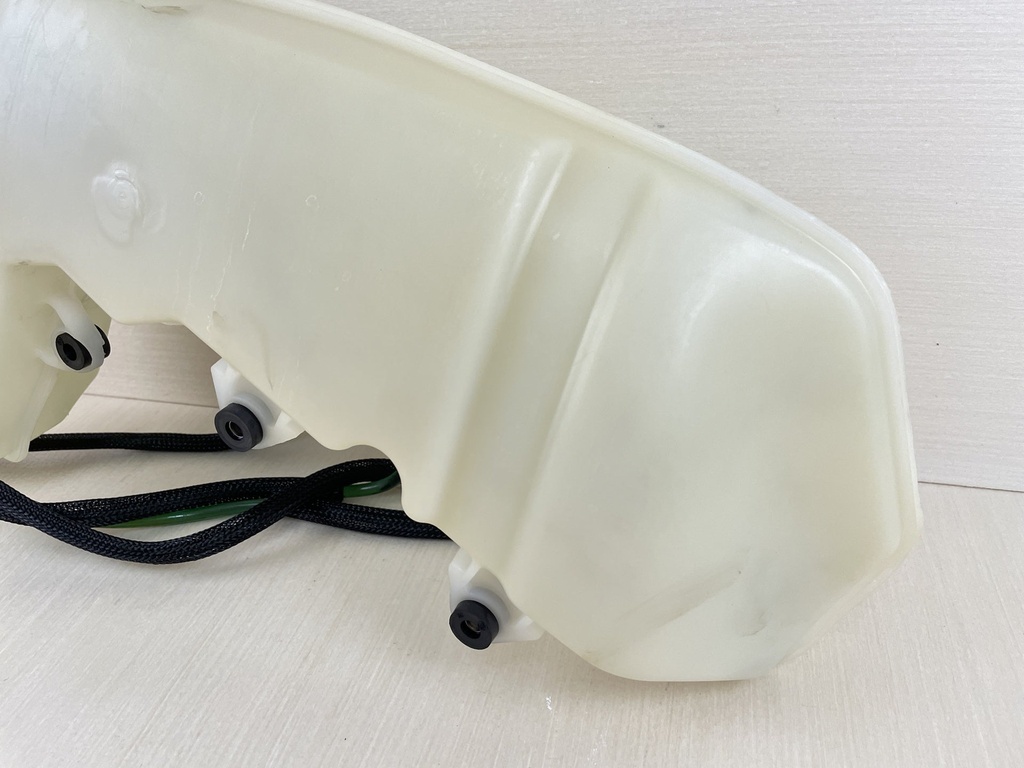 2007 Evinrude Etec 90HP 2 Stroke Outboard Oil Tank Reservoir & Pump Assembly 5007253