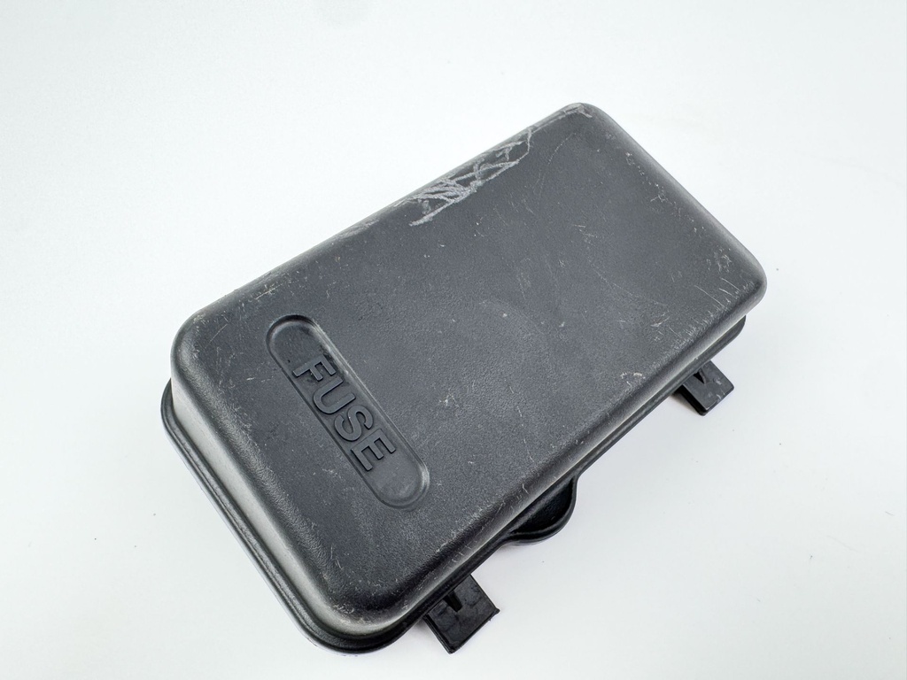 2005 Yamaha 150 HP 4 Stroke Outboard Fuse Box 63P-82170-00-00 OEM