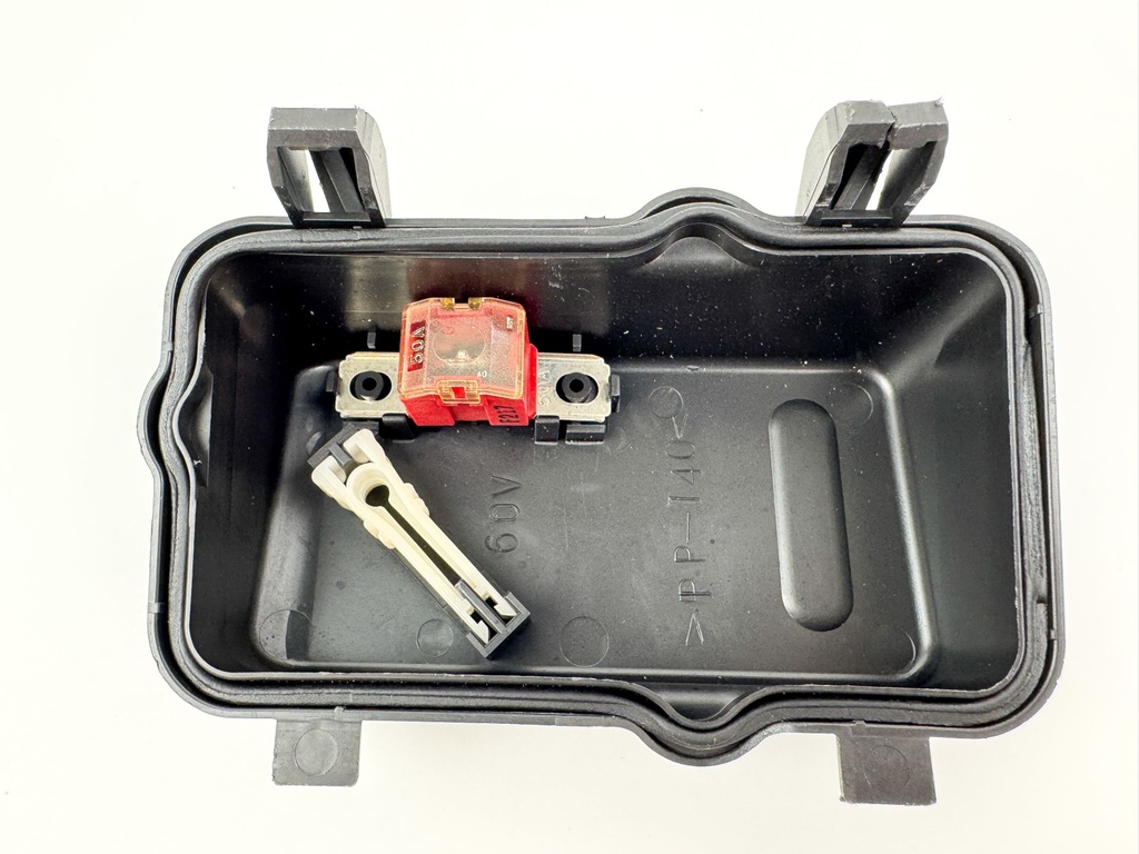 2005 Yamaha 150 HP 4 Stroke Outboard Fuse Box 63P-82170-00-00 OEM