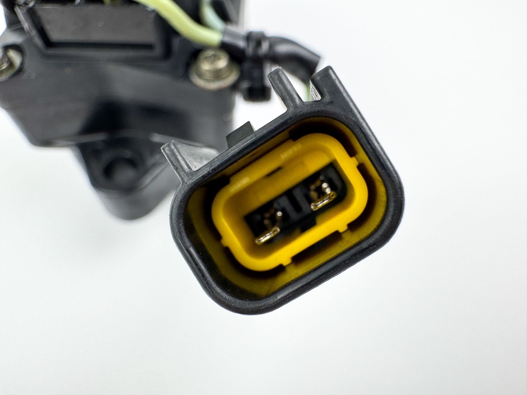 2005 Yamaha 150 HP 4 Stroke Outboard Trim Tilt Relay 63P-81950-00-00 OEM