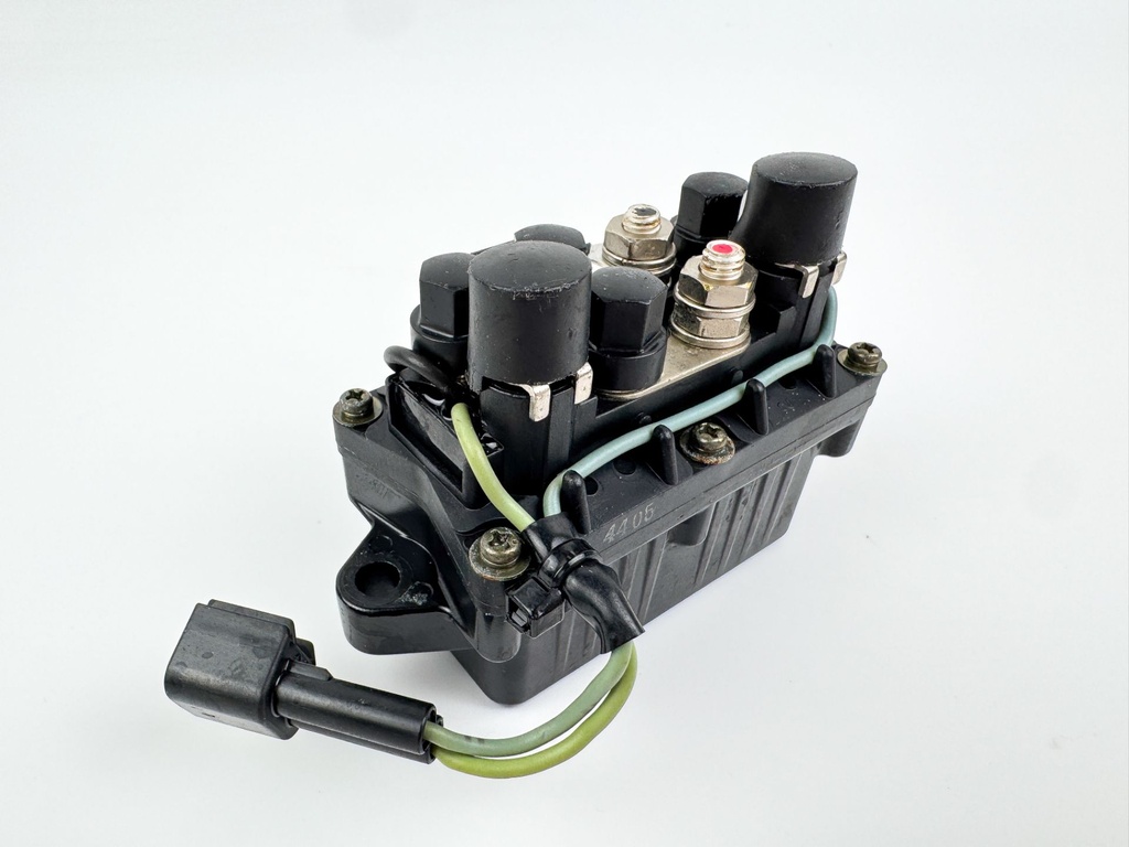 2005 Yamaha 150 HP 4 Stroke Outboard Trim Tilt Relay 63P-81950-00-00 OEM