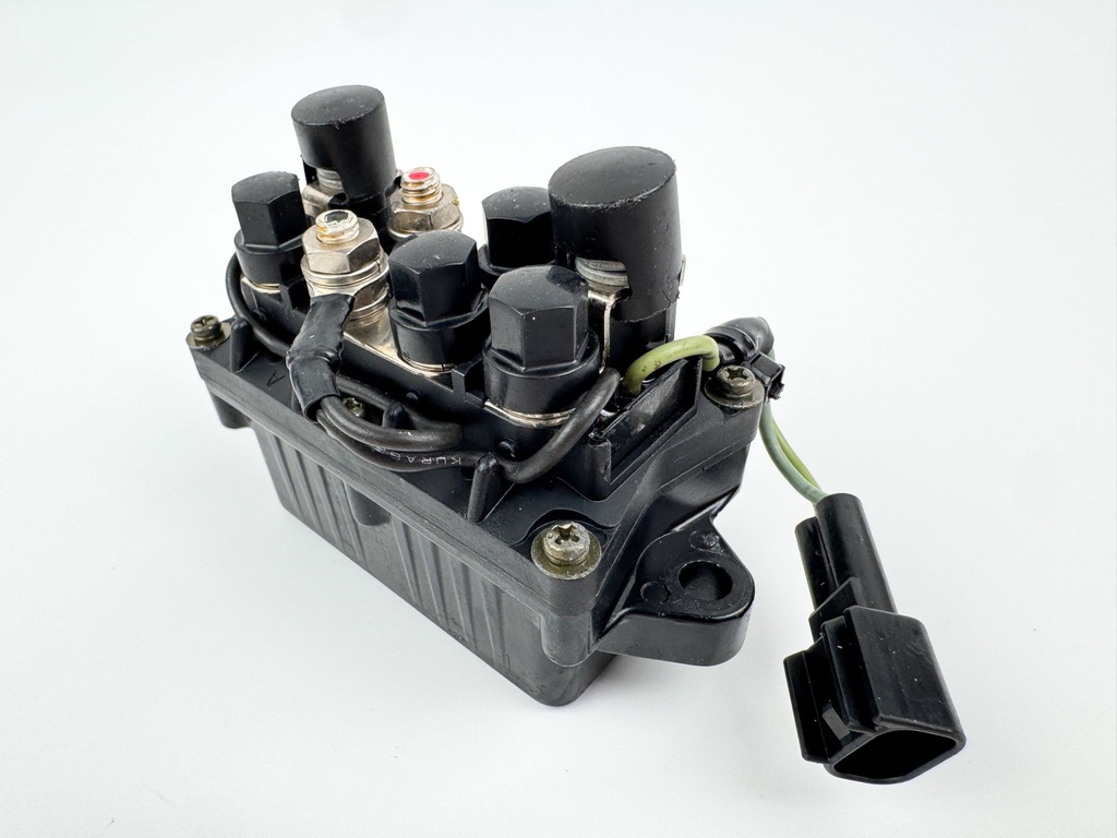 2005 Yamaha 150 HP 4 Stroke Outboard Trim Tilt Relay 63P-81950-00-00 OEM