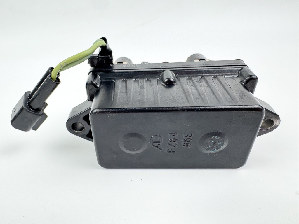2005 Yamaha 150 HP 4 Stroke Outboard Trim Tilt Relay 63P-81950-00-00 OEM