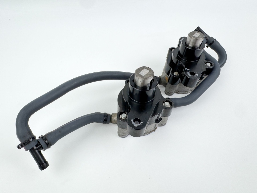 2005 Yamaha 150 HP 4 Stroke Outboard Fuel Pump 63P-24410-00-00 Tested