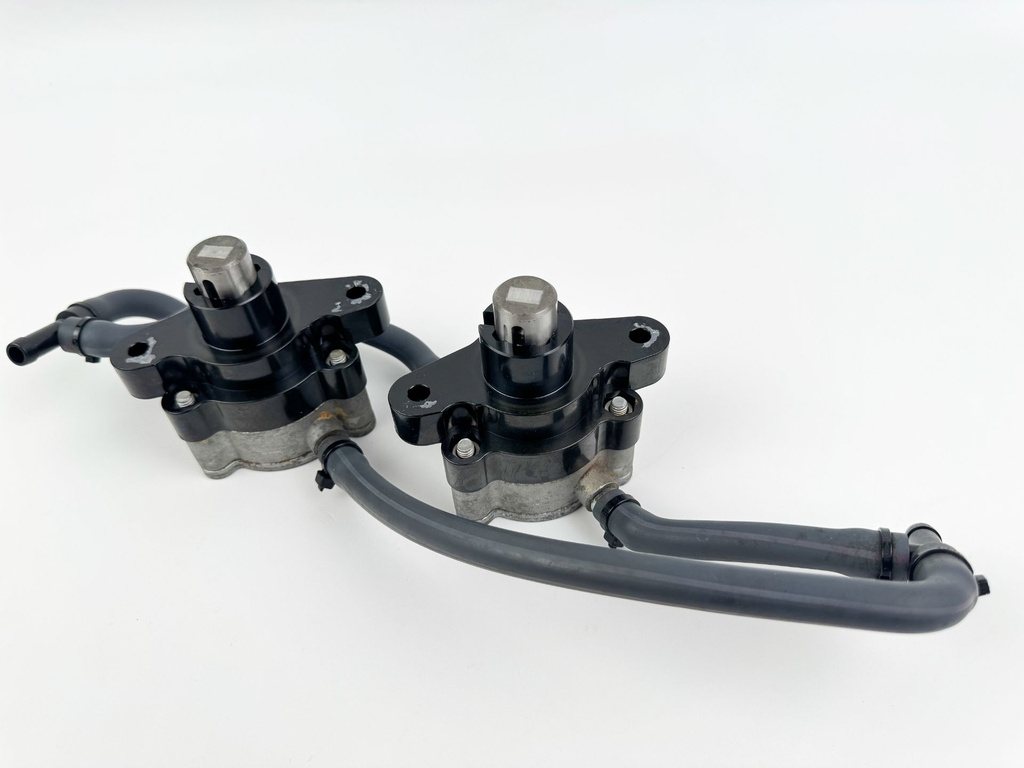 2005 Yamaha 150 HP 4 Stroke Outboard Fuel Pump 63P-24410-00-00 Tested