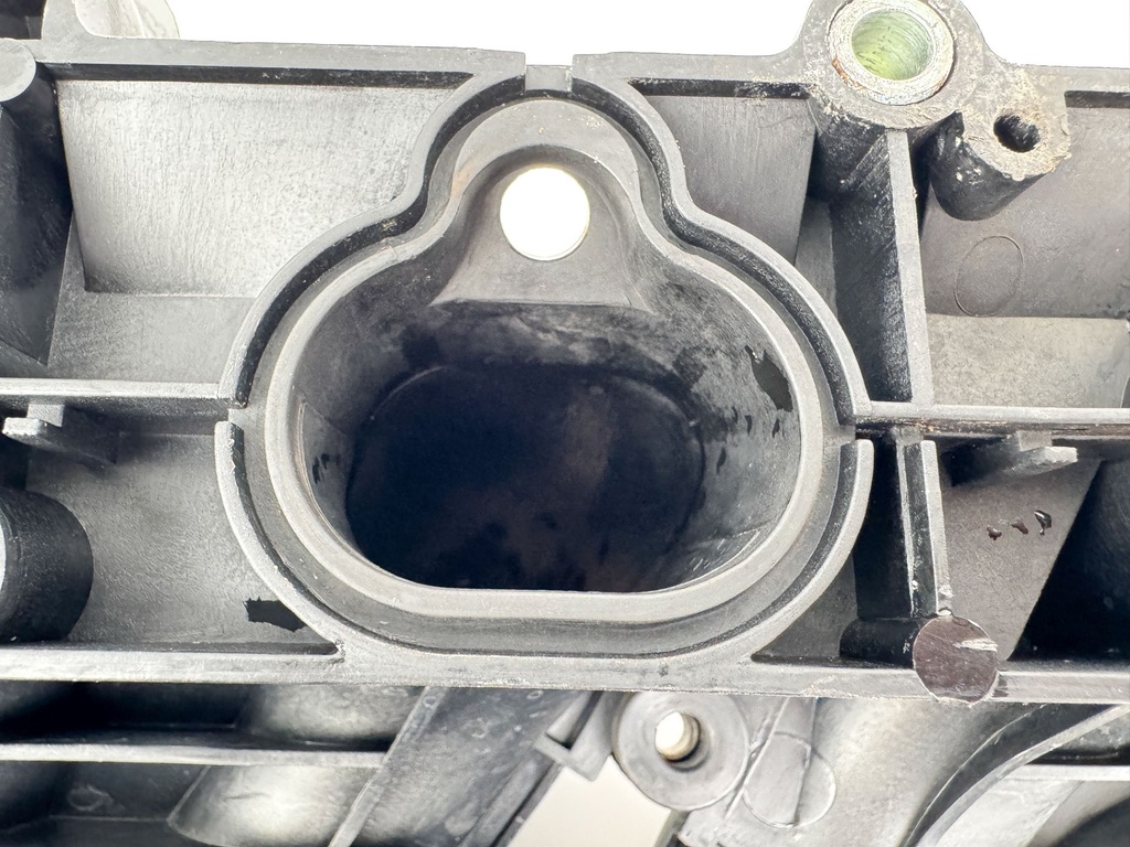 2005 Yamaha 150 HP 4 Stroke Outboard Throttle Body Assembly 63P-14200-00-00 OEM