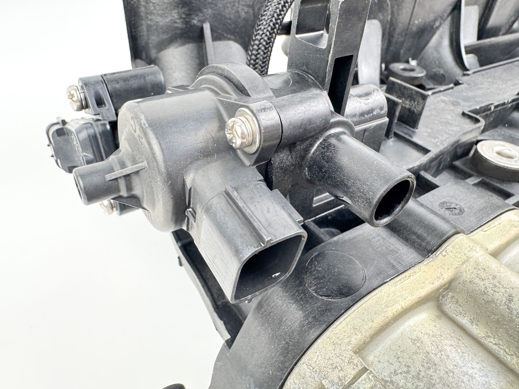 2005 Yamaha 150 HP 4 Stroke Outboard Throttle Body Assembly 63P-14200-00-00 OEM