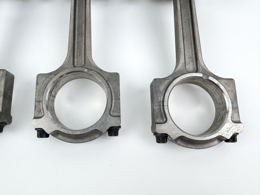 2005 Yamaha 150 HP 4 Stroke Outboard Piston & Connecting Rod Set 63P-W1164-00-00 OEM