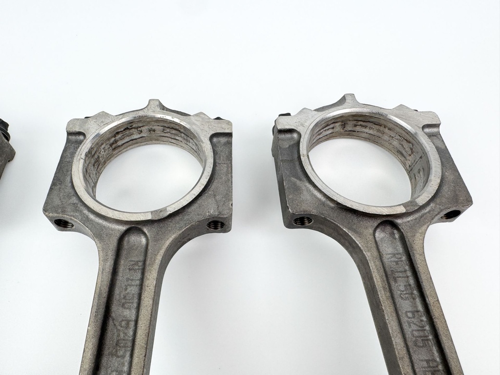 2005 Yamaha 150 HP 4 Stroke Outboard Piston & Connecting Rod Set 63P-W1164-00-00 OEM