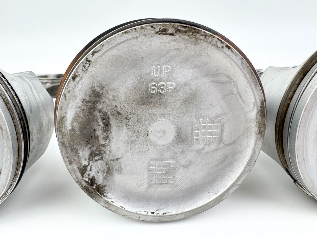 2005 Yamaha 150 HP 4 Stroke Outboard Piston & Connecting Rod Set 63P-W1164-00-00 OEM