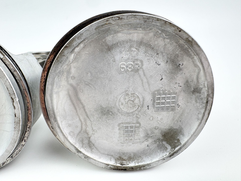 2005 Yamaha 150 HP 4 Stroke Outboard Piston & Connecting Rod Set 63P-W1164-00-00 OEM