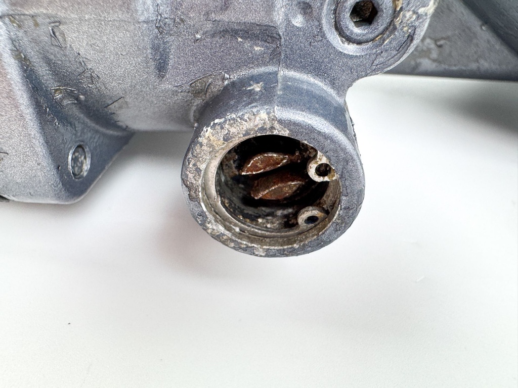 Yamaha 150HP Outboard Engine Power Trim & Tilt Unit Assembly 63P-43800-23-00