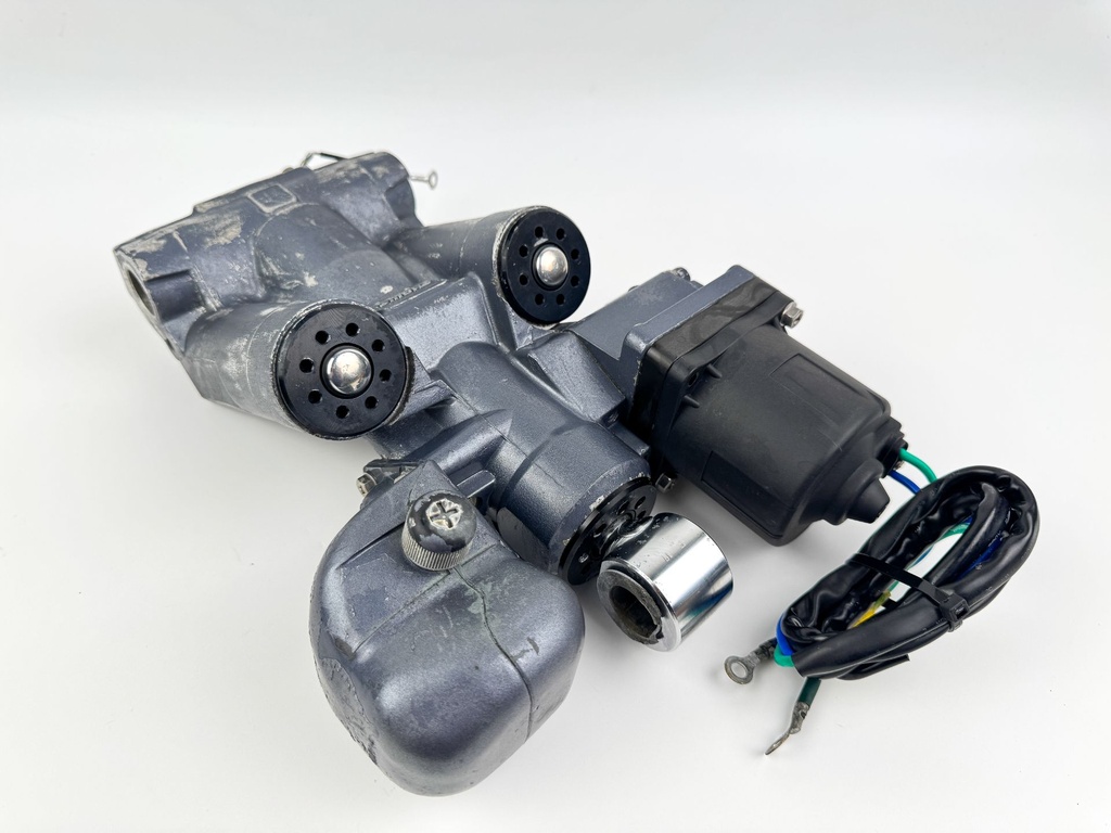 Yamaha 150HP Outboard Engine Power Trim & Tilt Unit Assembly 63P-43800-23-00
