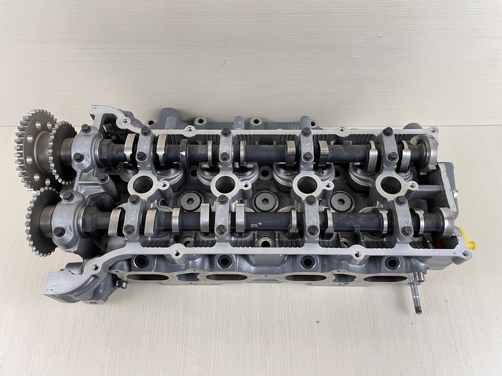 2008 Suzuki 115HP DF115 4 Stroke Outboard Cylinder Head Complete 11100-90J11