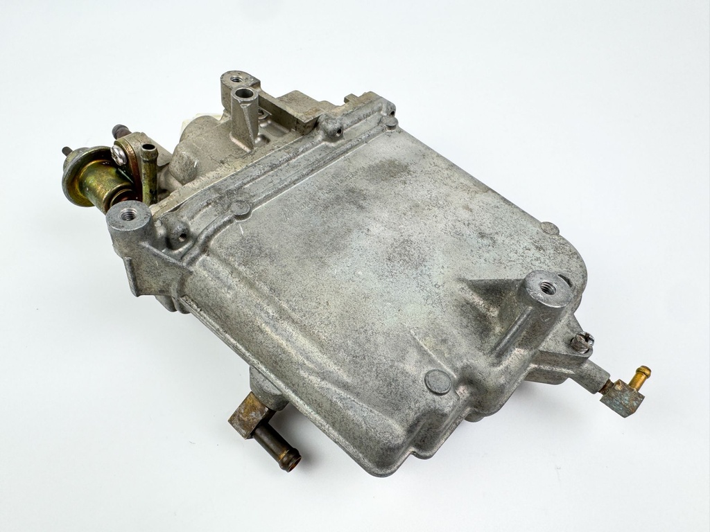 2005 Yamaha 150 HP 4 Stroke Outboard VST Float Chamber Assembly 63P-14180-00-00 OEM