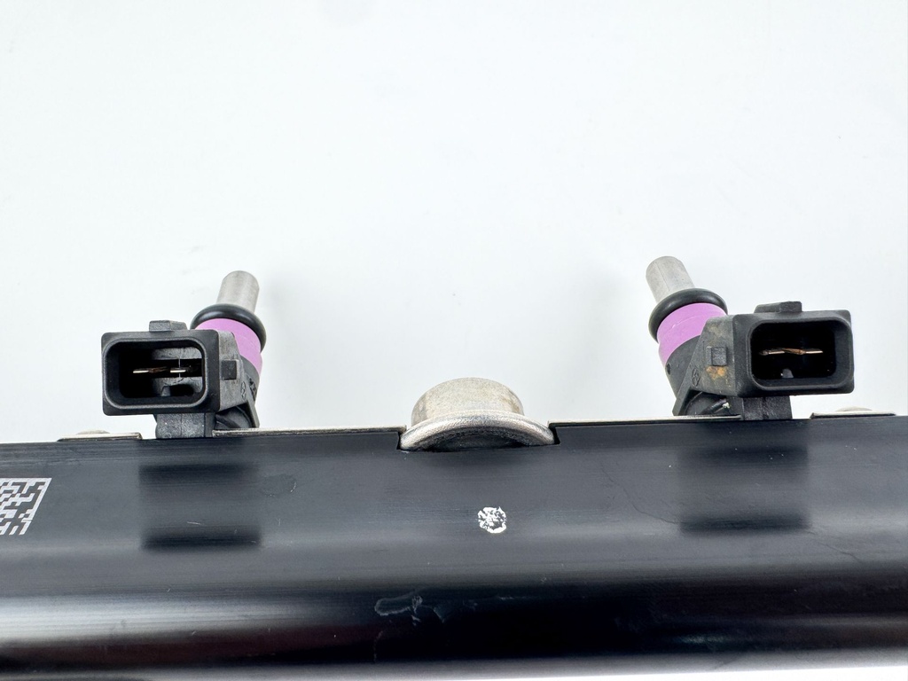 2006 Mercury 275 HP 4 Stroke Outboard Fuel Injector Set W/ Rail 8M0006027 OEM