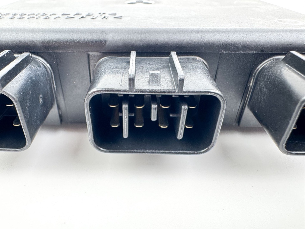 03-04 Yamaha 80 90 100 HP 4 Stroke Outboard C.D.I CDI Unit 67F-85540-02-00