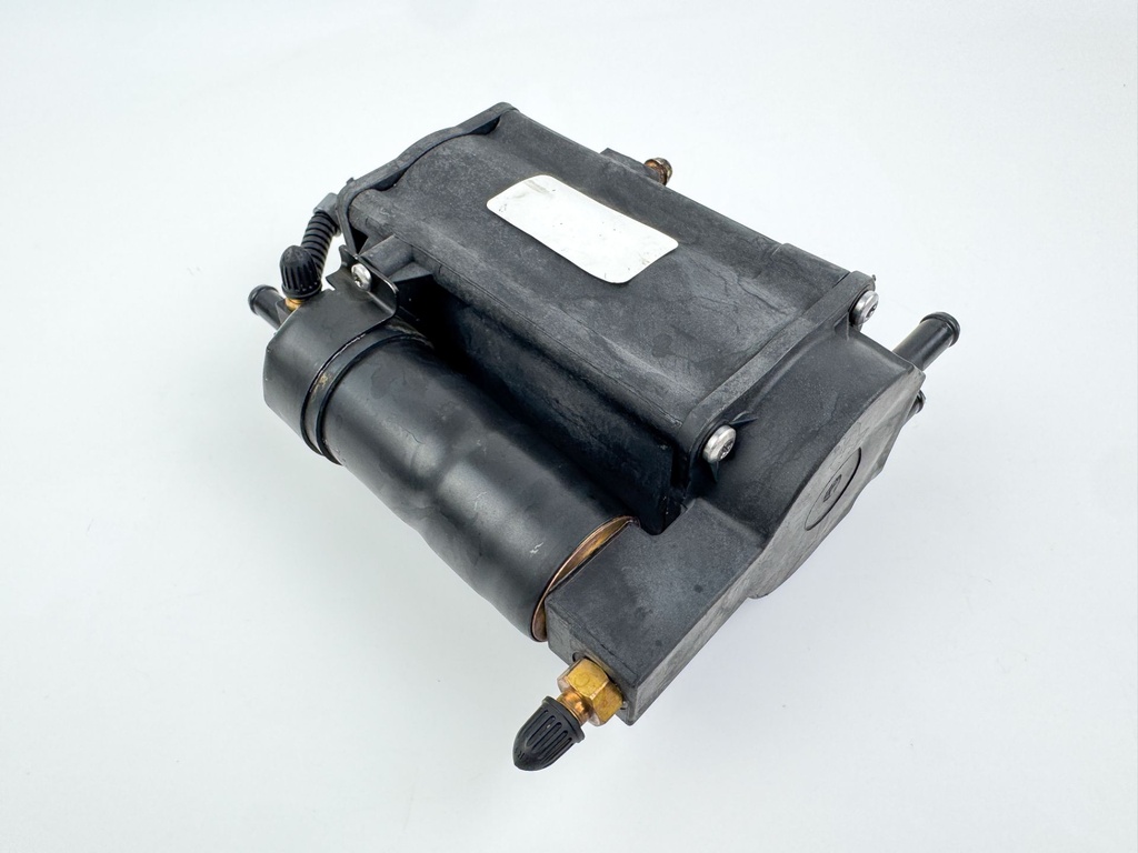 2010 Evinrude 250 HP 2 Stroke Outboard Vapor Separator Tank VST 5006063 OEM