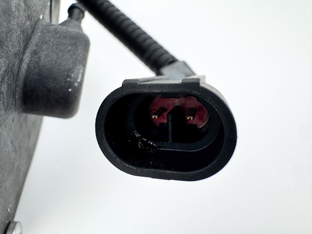 2010 Evinrude 250 HP 2 Stroke Outboard Vapor Separator Tank VST 5006063 OEM