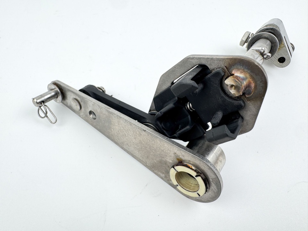 2010 Evinrude 250 HP 2 Stroke Outboard Shift Lever Control Assembly 5005919 OEM